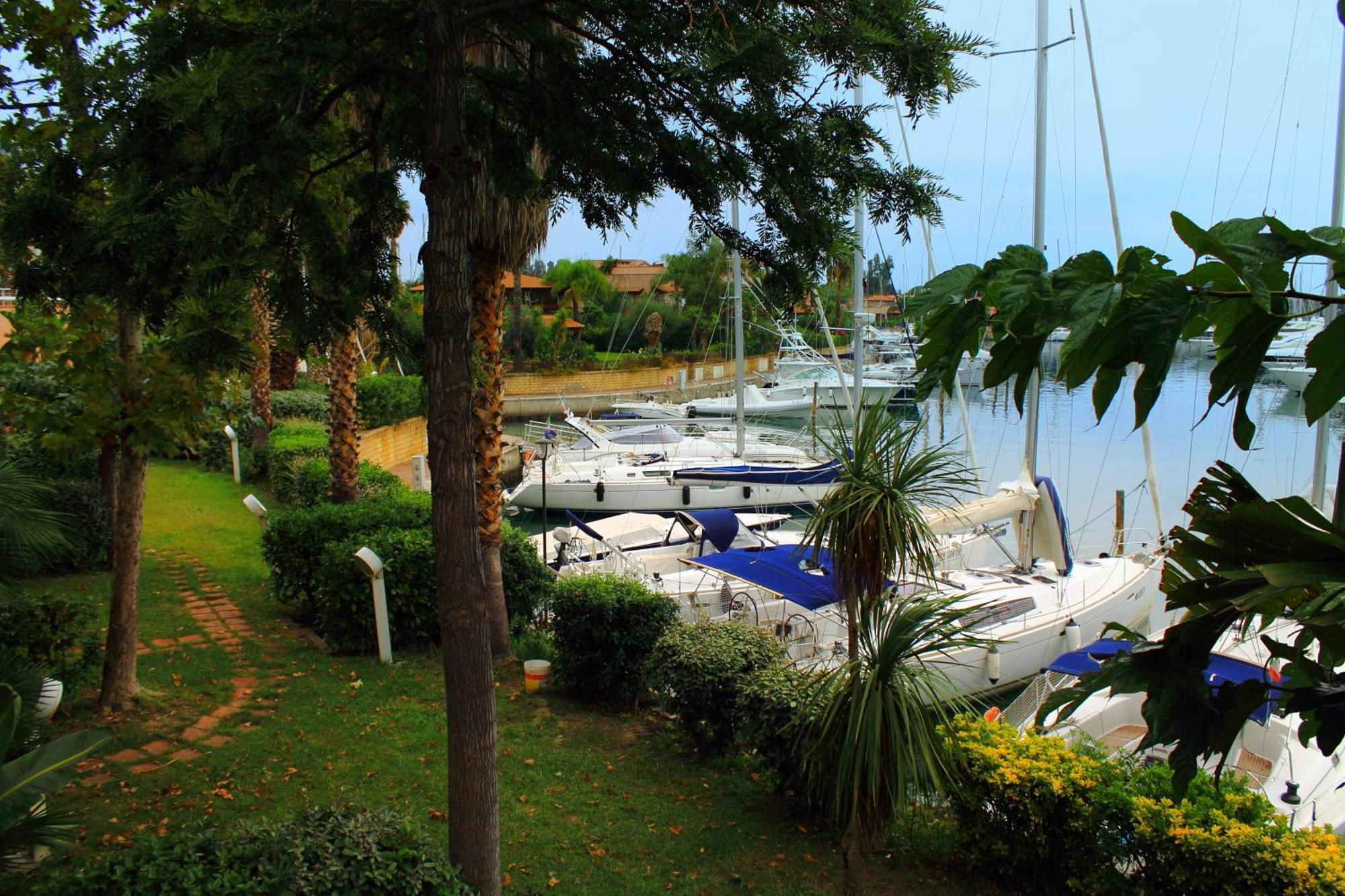 Laguna Azzurra Portorosa Furnari Eksteriør billede